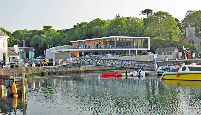 mylor yacht club opening times